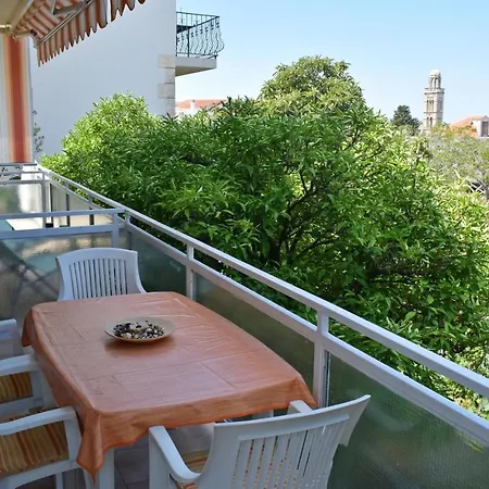 Close To Center, Quiet, With Parking * フヴァル