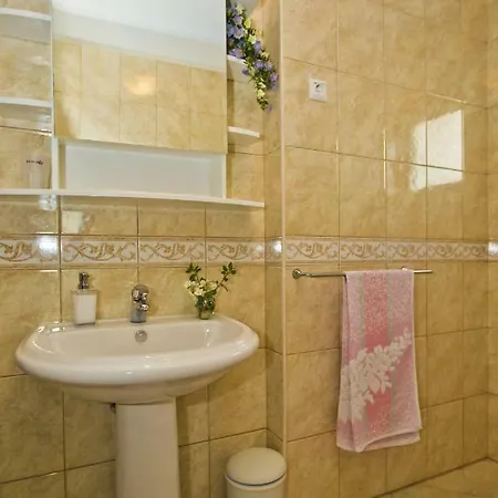 アパート Close To Center, Quiet, With Parking フヴァル