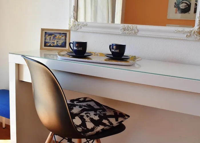 Close To Center, Quiet, With Parking Apartment Hvar Town