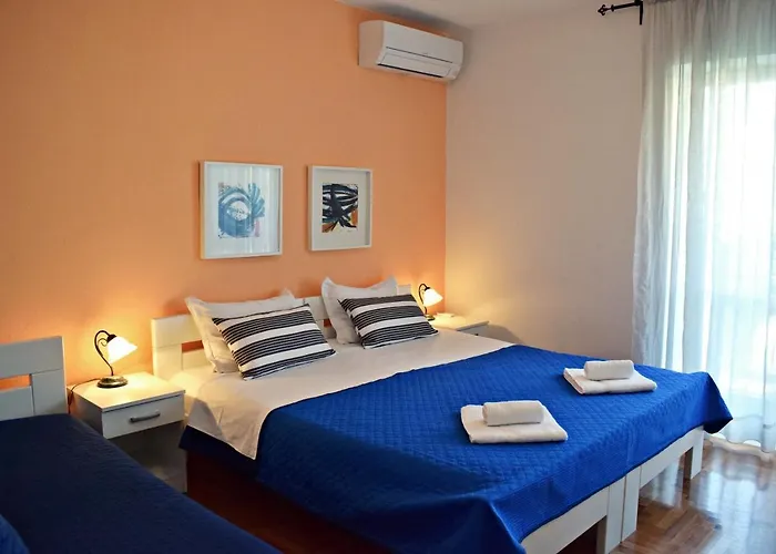 Close To Center, Quiet, With Parking Hvar Town