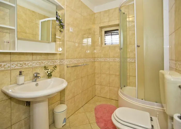 Apartment Close To Center, Quiet, With Parking